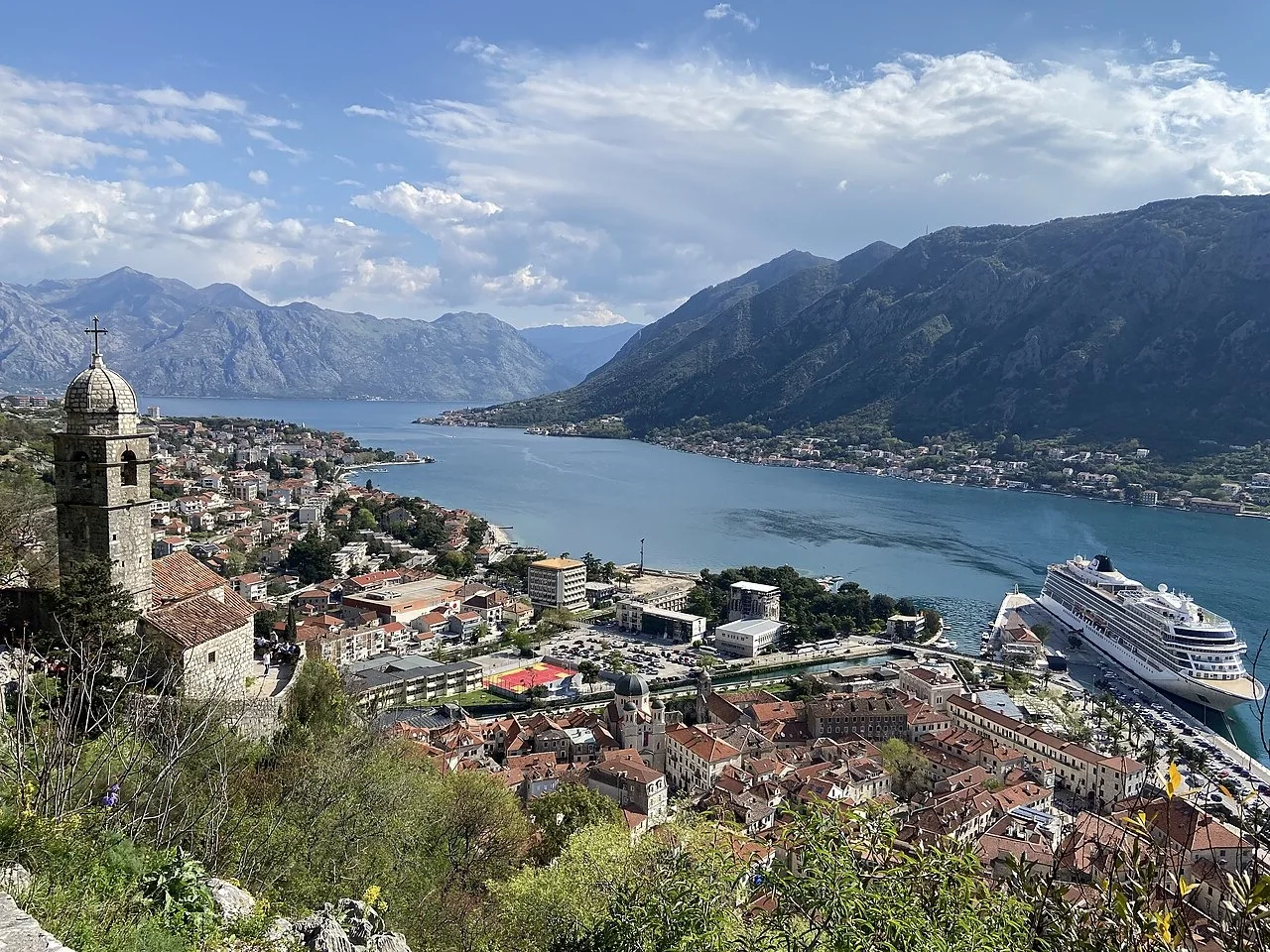Pogled na grad Kotor