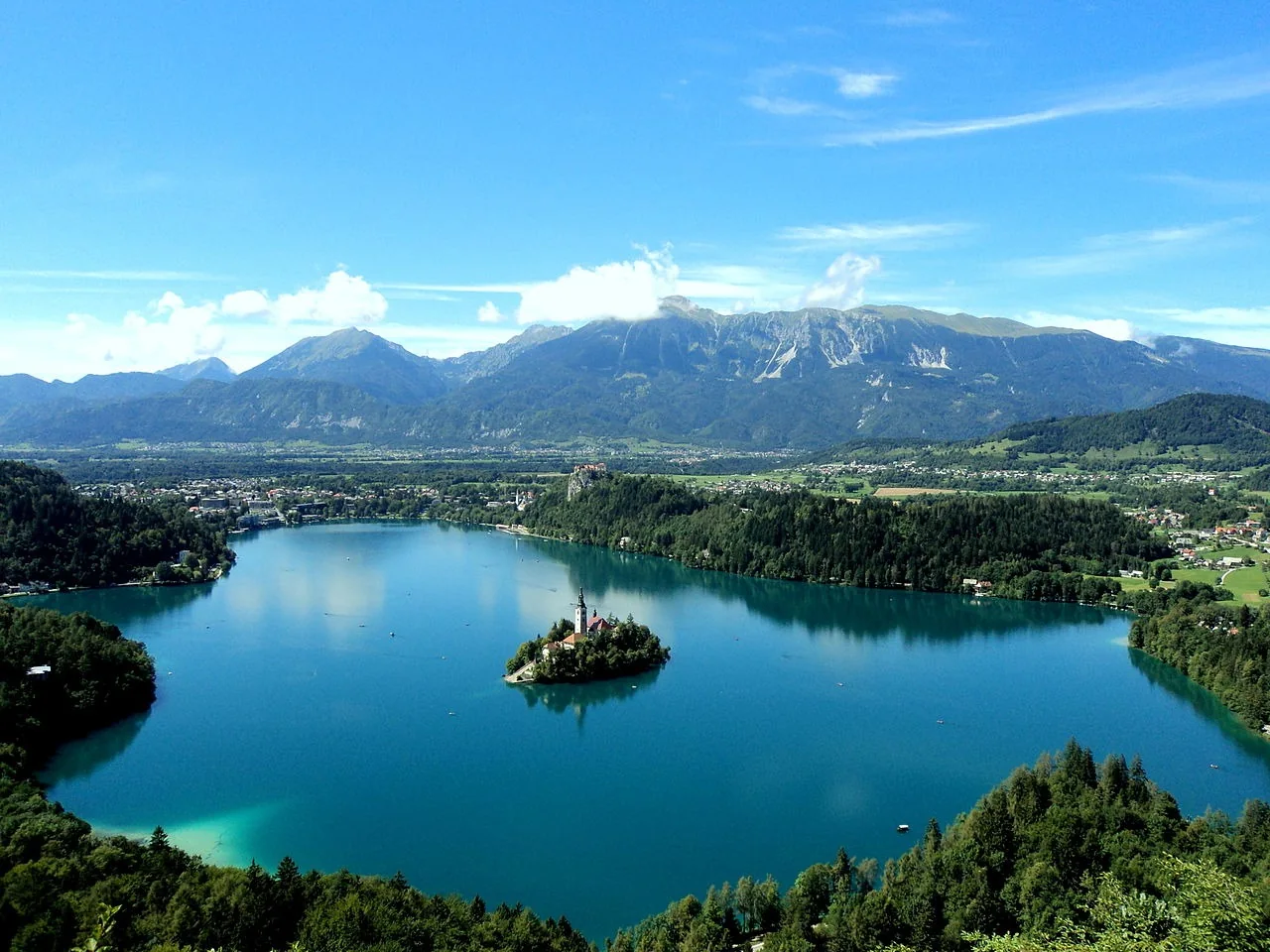 Pogled na mesto Bled